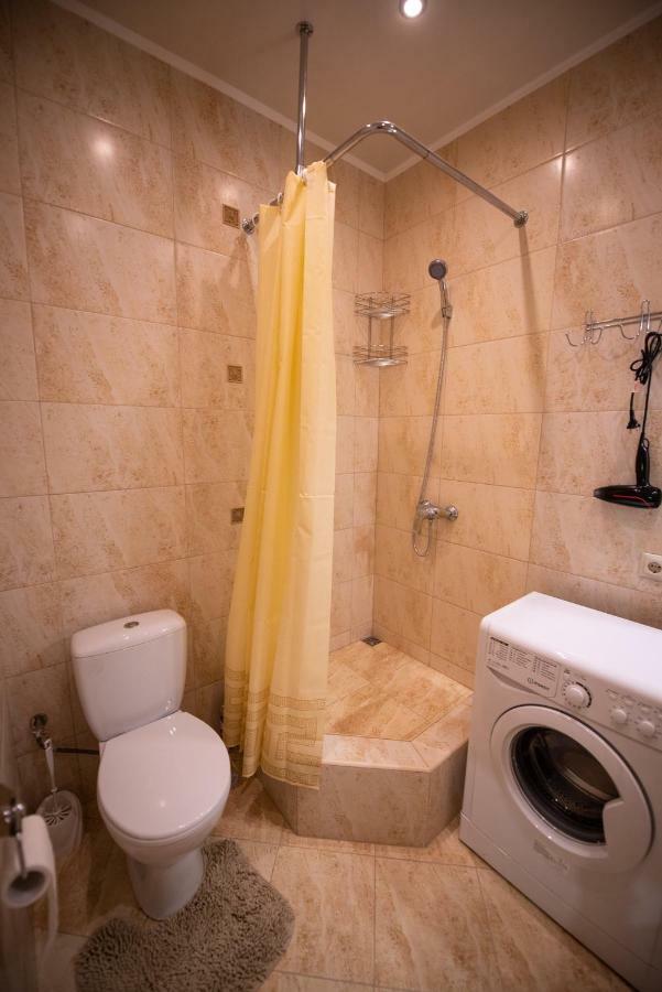 Apartment M&K In The Center Lviv Exterior photo